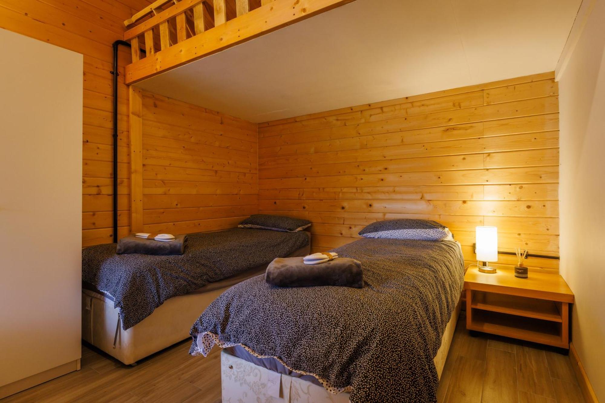 Spacious Cabin Evcharger And Free Parking Near Cambridge Zewnętrze zdjęcie