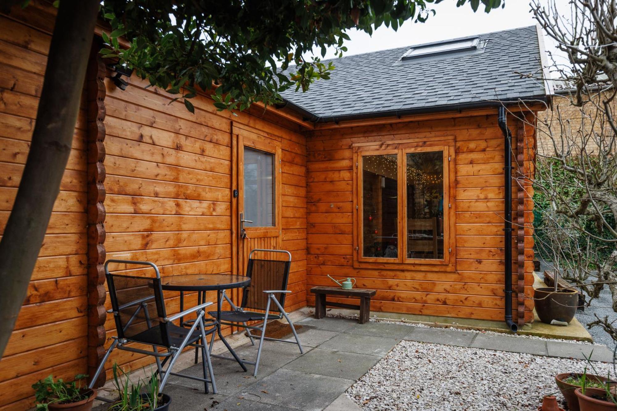 Spacious Cabin Evcharger And Free Parking Near Cambridge Zewnętrze zdjęcie
